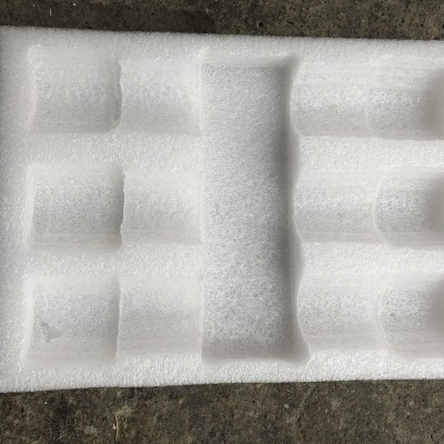 厂家供应红色珍珠棉内衬白色缓冲防静电epe珍珠棉包装片快递填充图5