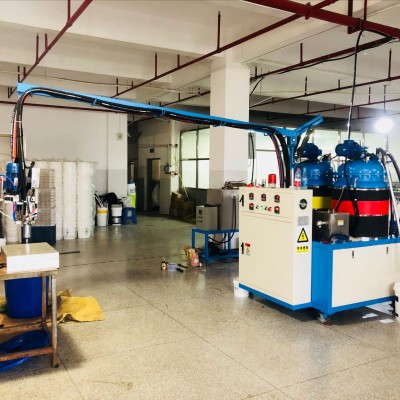聚氨酯发泡机 枕头发泡机 PU灌注机 文化石发泡机厂家定制图3
