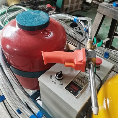 低压小型发泡机全自动软泡自结皮发泡冷库喷涂机聚氨酯低压发泡机图4