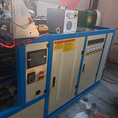 供应HDPE塑胶玩具吹塑机 半自动小型塑胶容器吹塑机机械设备厂家图2
