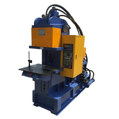 今顺源头厂家 插头专用C型立式注塑机 JC-550图3