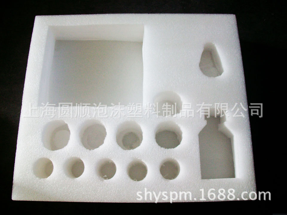201105061457120312