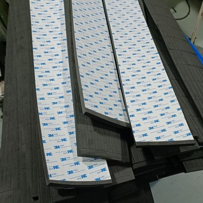 供应黑色EVA防火防静电背胶模切电子电器五金缓冲防震填充胶垫图2