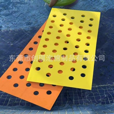 eva洞洞漂浮板 游泳教具用品泡沫浮板 儿童水上背漂浮板加工定制图4
