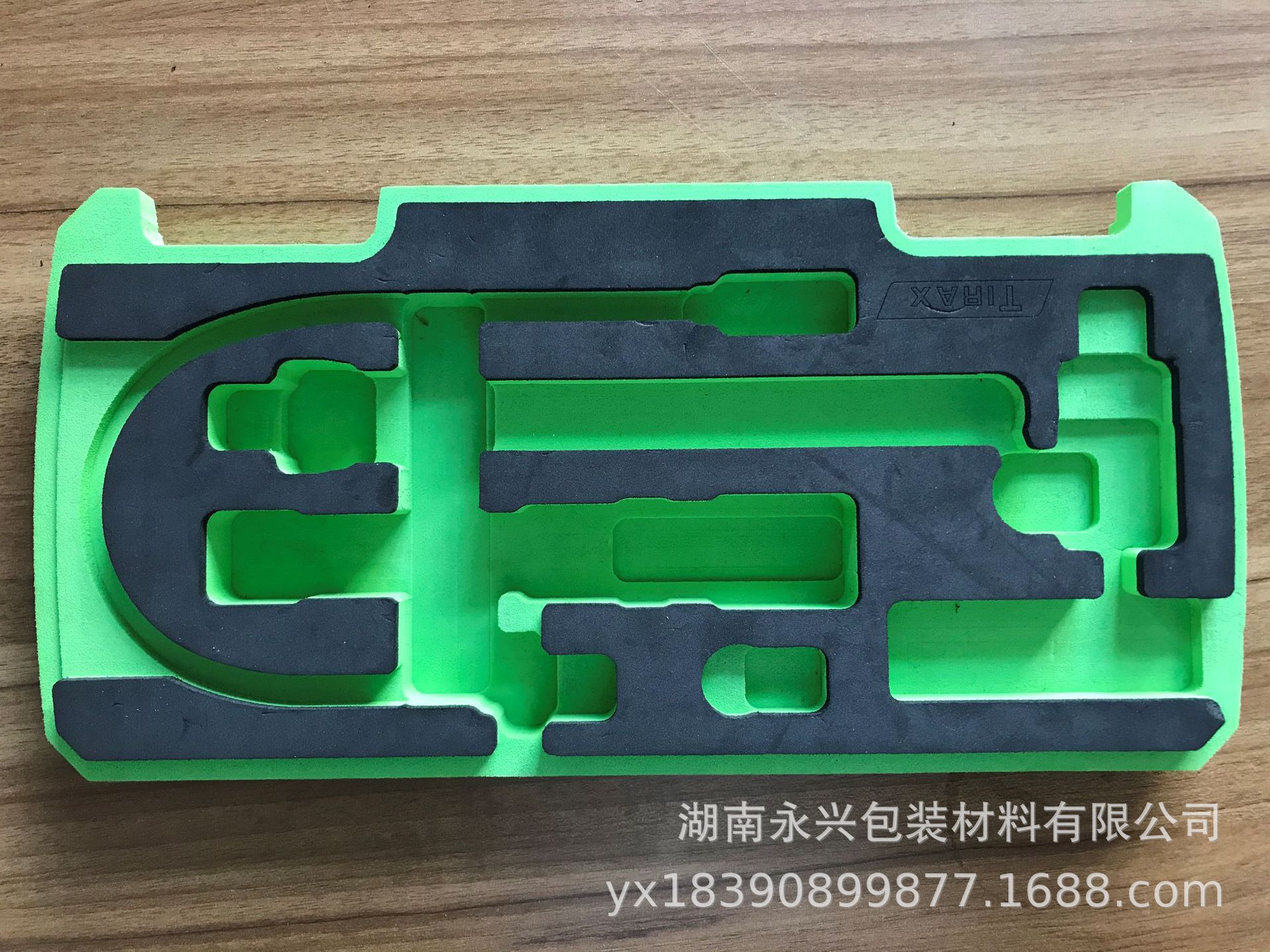 彩色EVA加覆绒工具箱内衬