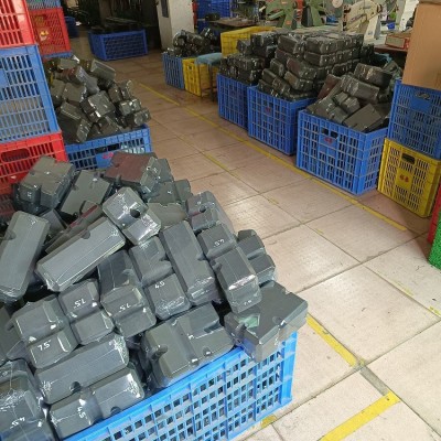 工厂直供整体不分层红色EVA卧推砖双层黑色拼接EVA瑜伽砖可定色图3